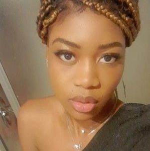 Meet your Posher, Missakan